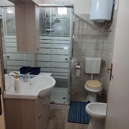 Apartamento - In Seminterrato In Di Campagna, Piscina Fuori Terra A 4 Minuti Di Auto Dalla Citta Alghero