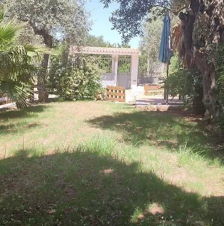 Apartamento - In Seminterrato In Di Campagna, Piscina Fuori Terra A 4 Minuti Di Auto Dalla Citta *
