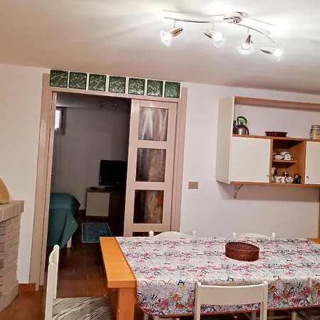 - In Di Campagna, Piscina Fuori Terra A 4 Minuti Di Auto Dalla Citta Apartment