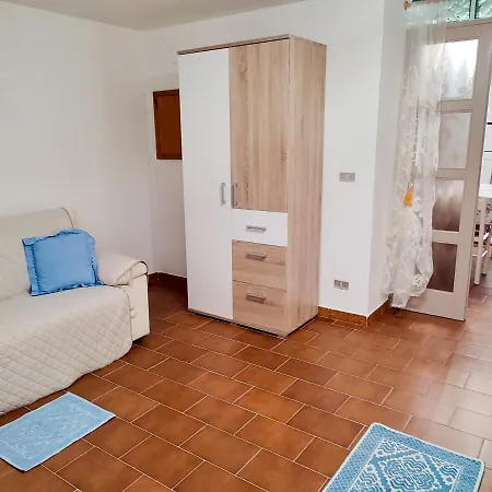 Apartament Alghero Guest House, Oasi Tra Gli Ulivi Con Piscina E Fresche Suites In Seminterrato