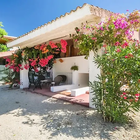 Lägenhet - In Seminterrato In Di Campagna, Piscina Fuori Terra A 4 Minuti Di Auto Dalla Citta *