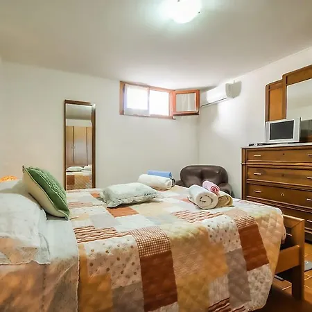 Apartamento - In Seminterrato In Di Campagna, Piscina Fuori Terra A 4 Minuti Di Auto Dalla Citta Alghero