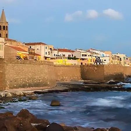 - In Seminterrato In Di Campagna, Piscina Fuori Terra A 4 Minuti Di Auto Dalla Citta Alghero